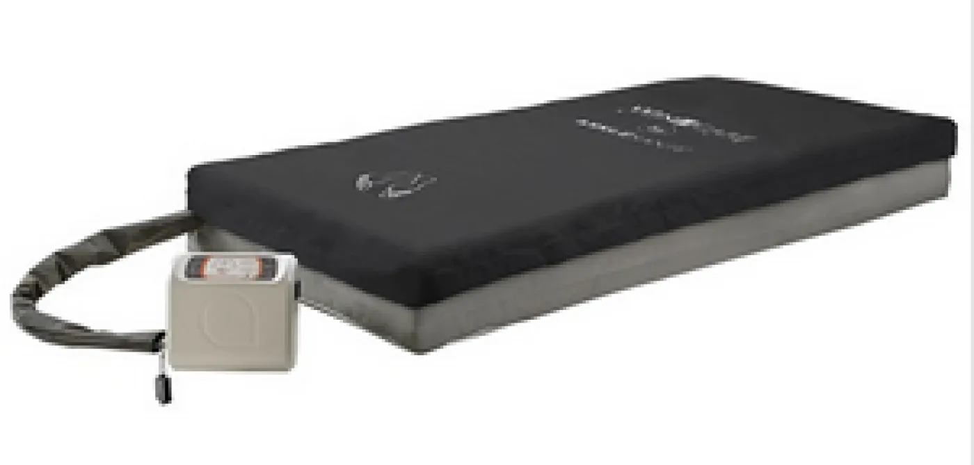 Matelas Axtair avec housse noire et compresseur, vue d’ensemble